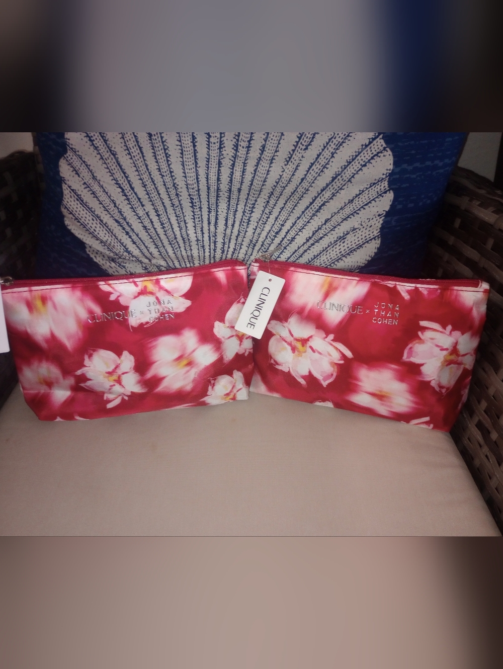 Clinique X Jonathan Cohen Colab Red Floral Cosmetic Pouch Set
